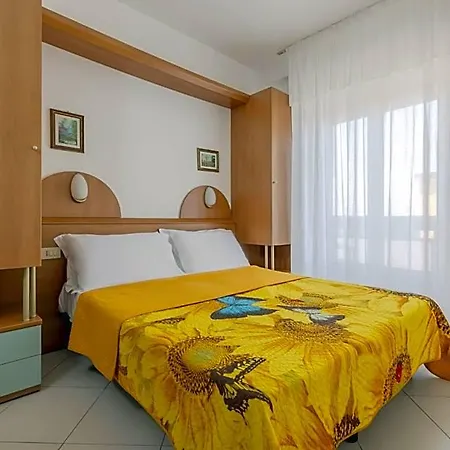 Sole روسولينا ماري